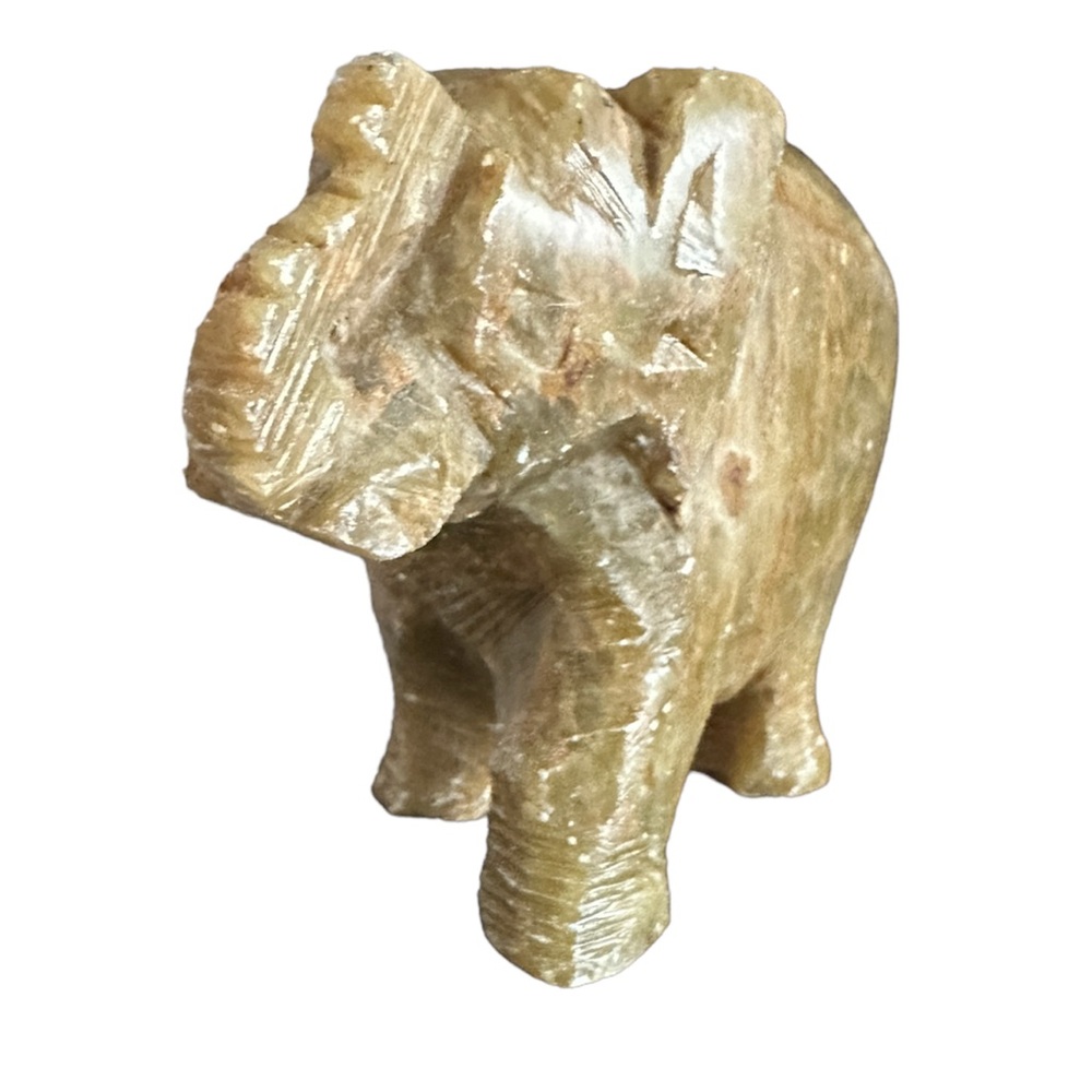 Vintage  Stone Carved Elephant Sculpture Figurine Home / Office Decor 2 Inch